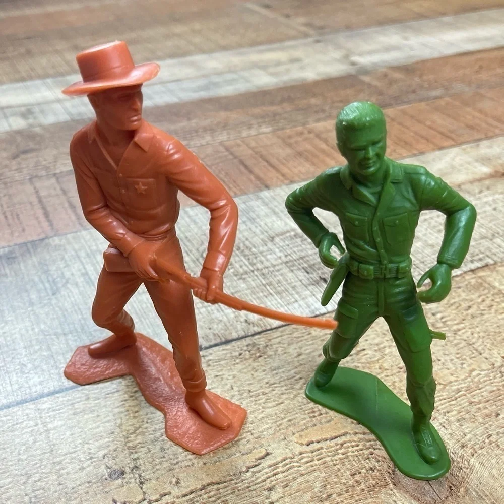 Vintage Marx Army Soldiers Native American Indian Plastic Action Figures 1967
